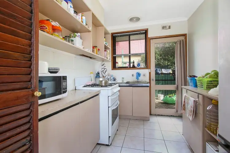 Fourth view of Homely unit listing, 2/9 Hannah Street, Benalla VIC 3672