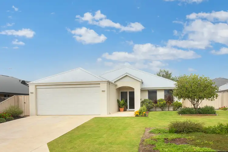 11 Indooroopilly Crescent, Dunsborough WA 6281
