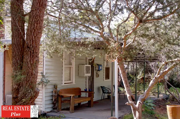 99 Willcox Street, Chidlow WA 6556