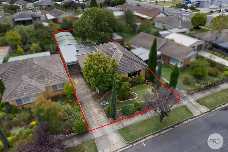 Second view of Homely house listing, 4 Glasgow Street, Wendouree VIC 3355