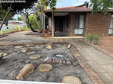 7 Denham Way
