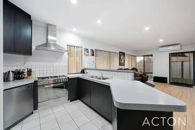 Sixth view of Homely house listing, 12A Gandossi Court, Success WA 6164