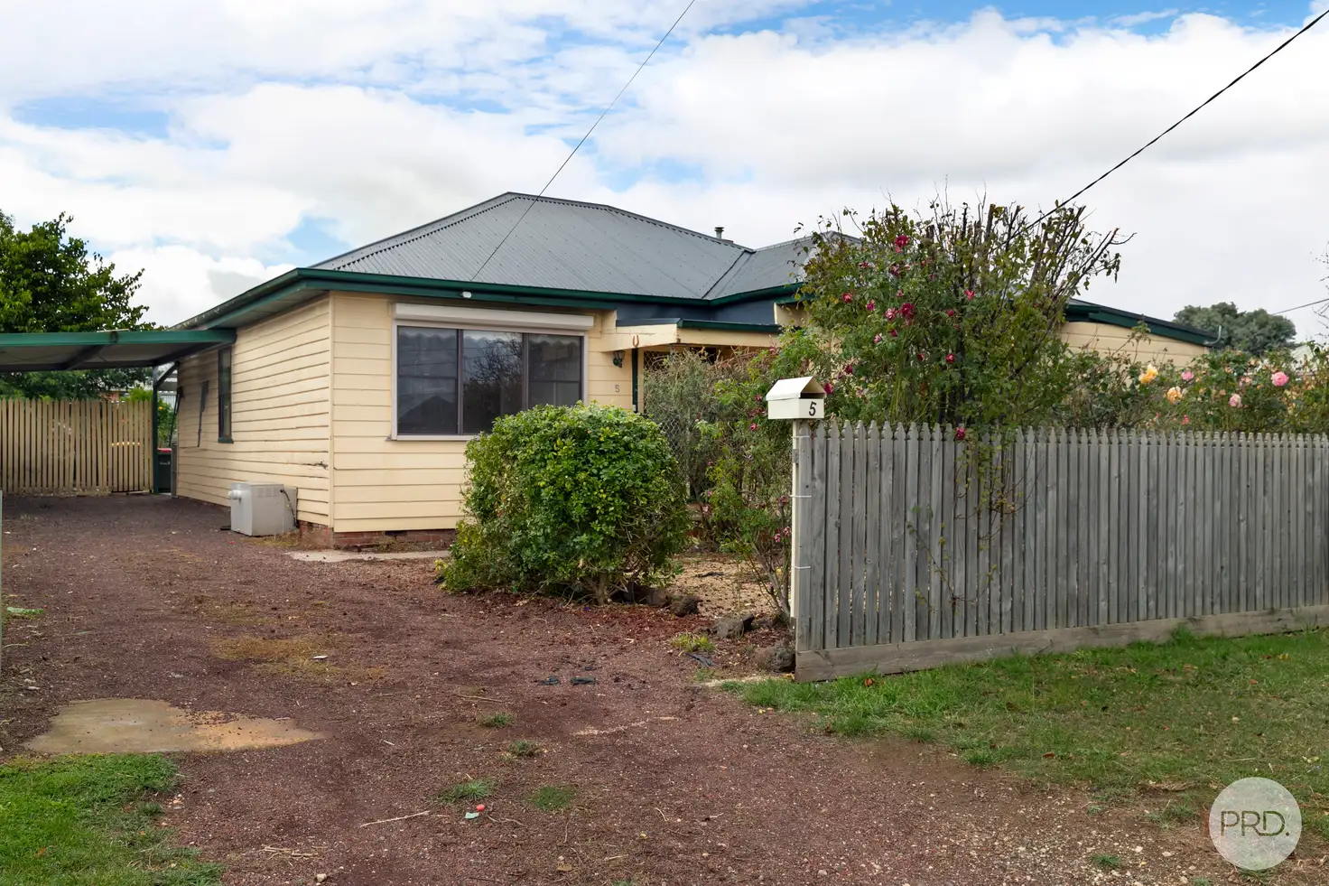 Main view of Homely house listing, 5 Edwards Street, Sebastopol VIC 3356