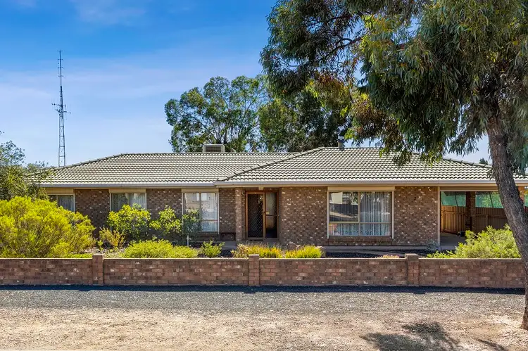 2 Eyre Street, Barmera SA 5345