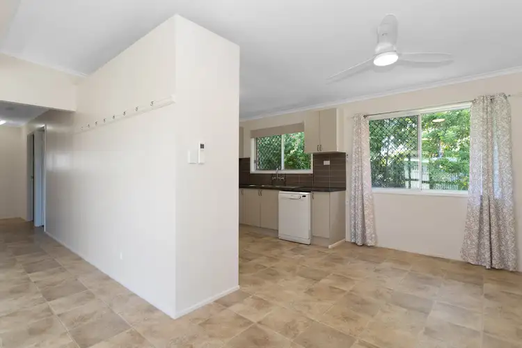 Fifth view of Homely house listing, 1 Wandoo Court, Beaconsfield QLD 4740