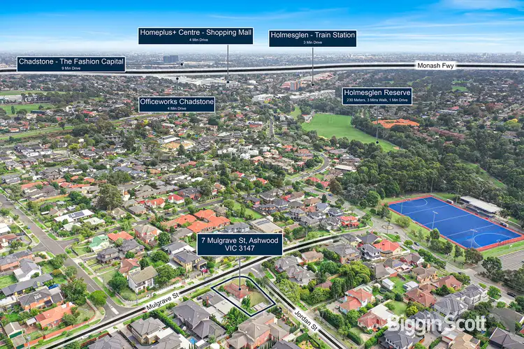 Second view of Homely house listing, 7 Mulgrave Street, Ashwood VIC 3147