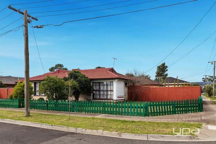 4 Tennant Street, Sunshine North VIC 3020