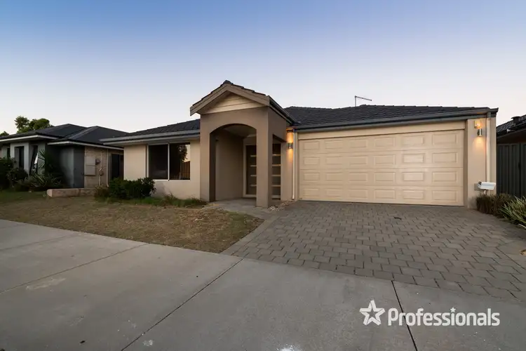 42 Alhambra Parkway, Landsdale WA 6065