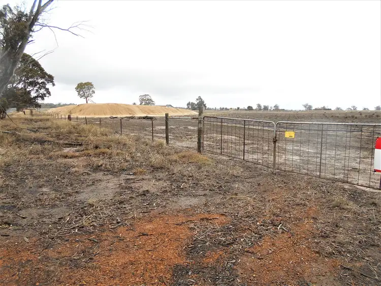 30556 Great Southern Hwy, Broomehill Village WA 6318