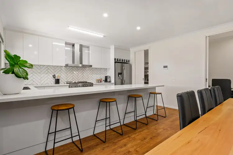 Fifth view of Homely house listing, 8 Willett Drive, Wodonga VIC 3690