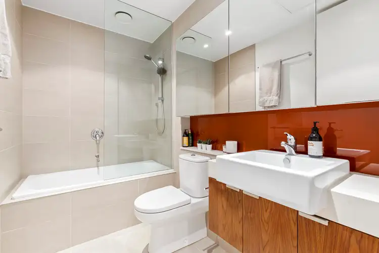 Sixth view of Homely apartment listing, 5/474 Glenferrie Road, Hawthorn VIC 3122