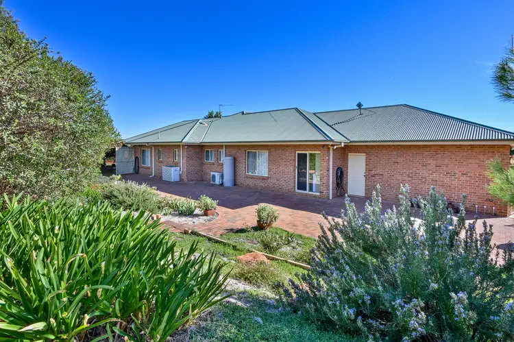 Fifth view of Homely house listing, 7 Candice Place, Lake Wyangan NSW 2680