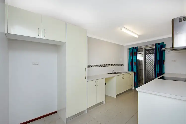 Seventh view of Homely villa listing, 6/39 Kirkpatrick Crescent, Noranda WA 6062