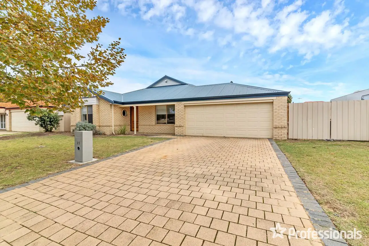 Main view of Homely house listing, 25 Sellafield Bend, Waikiki WA 6169