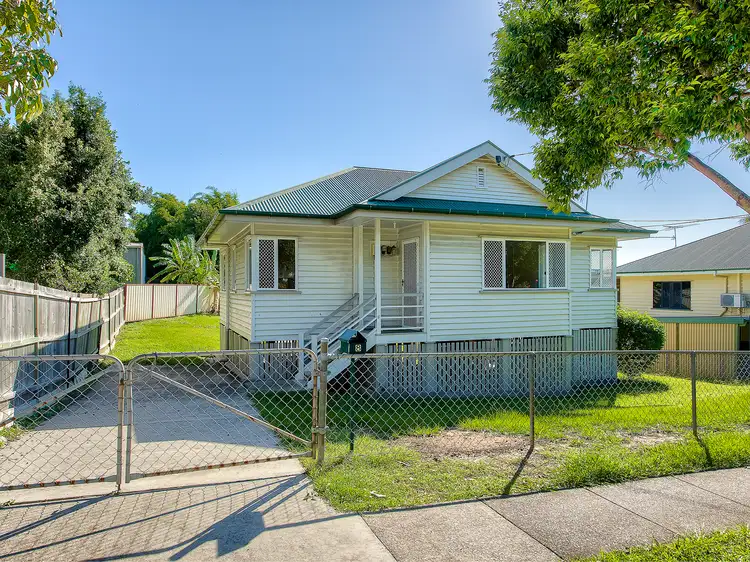 8 Buzacott Street, Carina Heights QLD 4152