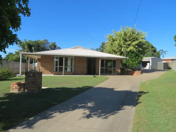 147 Hammond Street, Urangan QLD 4655