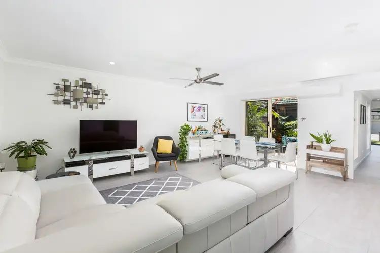 13 Collingrove Place, Forest Lake QLD 4078