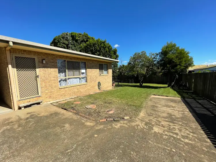 Fourth view of Homely semi-detached listing, 1-2/234 Branyan Drive, Avoca QLD 4670
