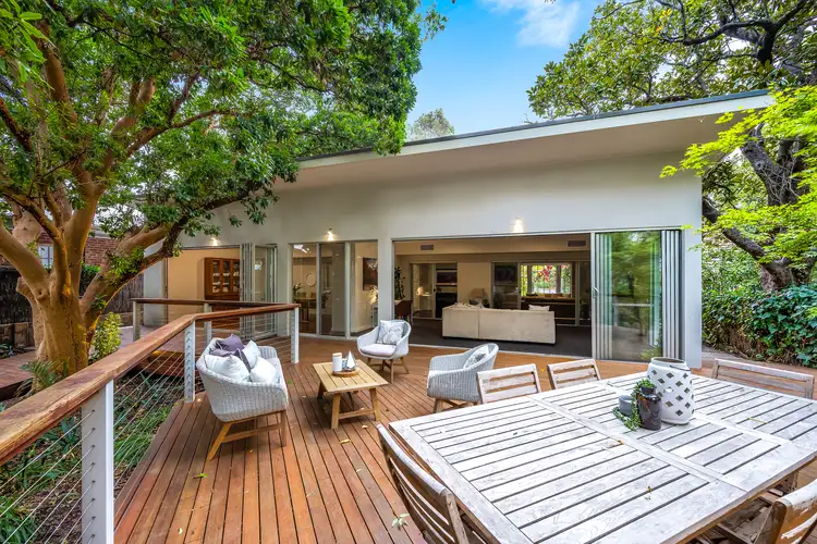 18 Leonard Terrace, Torrens Park SA 5062