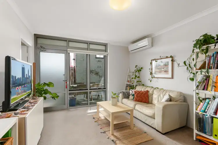 2/57 Beach Street, Fremantle WA 6160