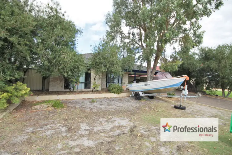 48 Barton Drive, Australind WA 6233