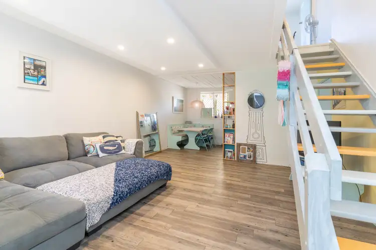 30 Scanlon Way, Lockridge WA 6054