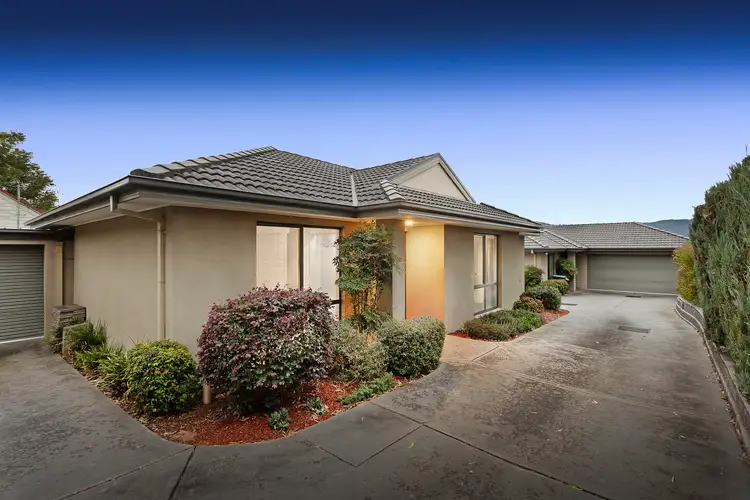 2/69 Scoresby Road, Bayswater VIC 3153