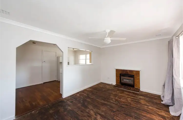 Fifth view of Homely house listing, 20 Longhurst Way, Queens Park WA 6107