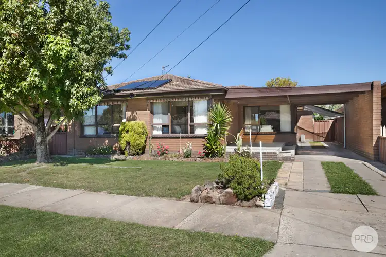 Main view of Homely house listing, 3 Glenda Street, Wendouree VIC 3355