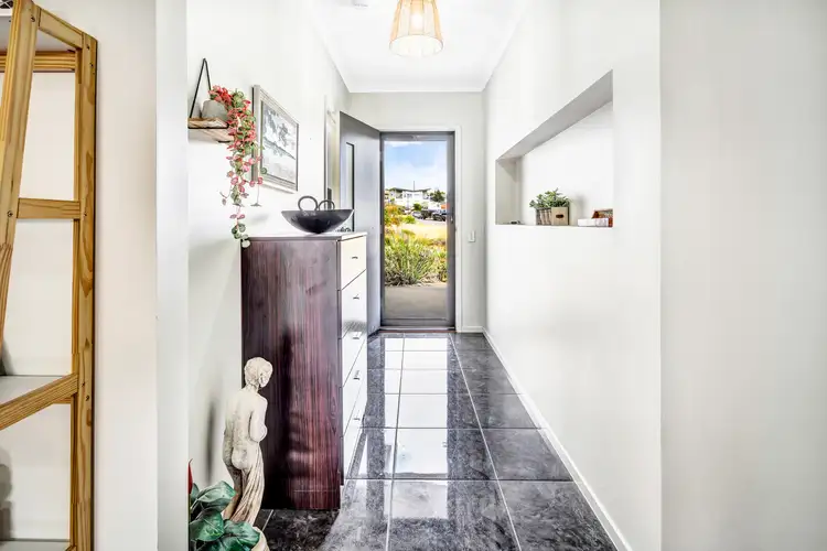 Third view of Homely house listing, 5 Edgehill Walk, Noarlunga Downs SA 5168