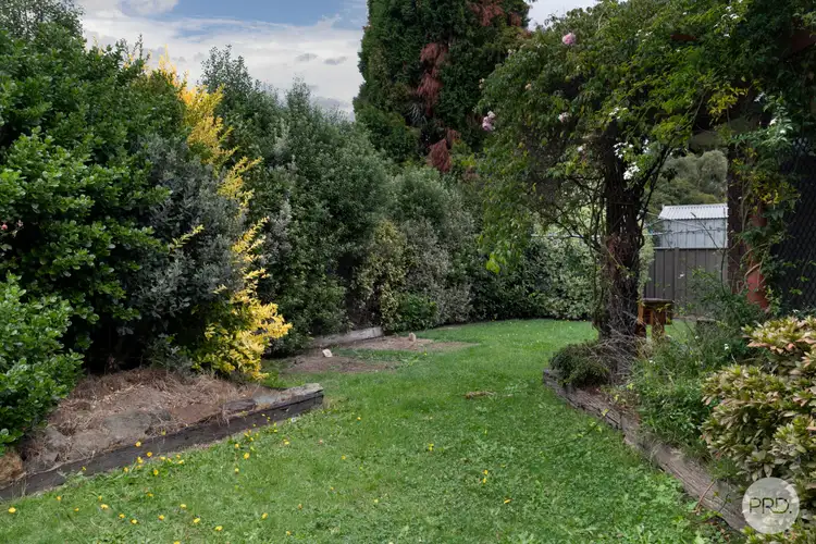 Second view of Homely house listing, 2 Laurine Court, Wendouree VIC 3355