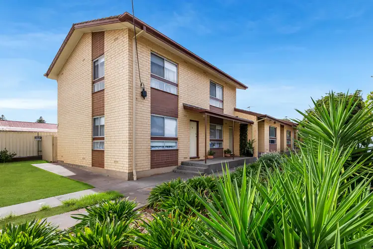 2/3 Brixton Street, Christies Beach SA 5165