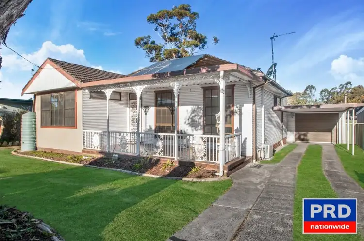 13 Lakelands Drive