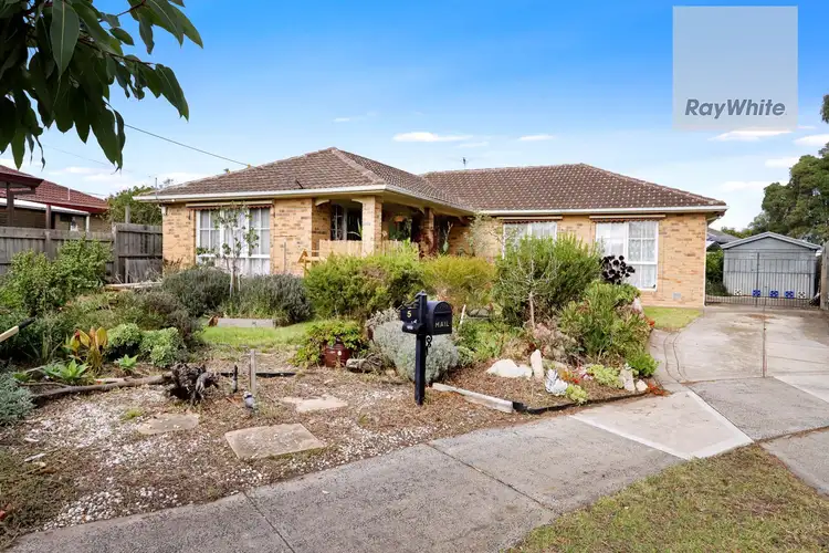 Main view of Homely house listing, 5 Ashwood Close, Gladstone Park VIC 3043