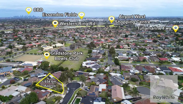 Fourth view of Homely house listing, 5 Ashwood Close, Gladstone Park VIC 3043