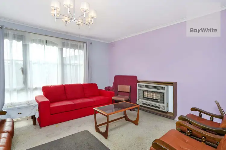 Sixth view of Homely house listing, 5 Ashwood Close, Gladstone Park VIC 3043