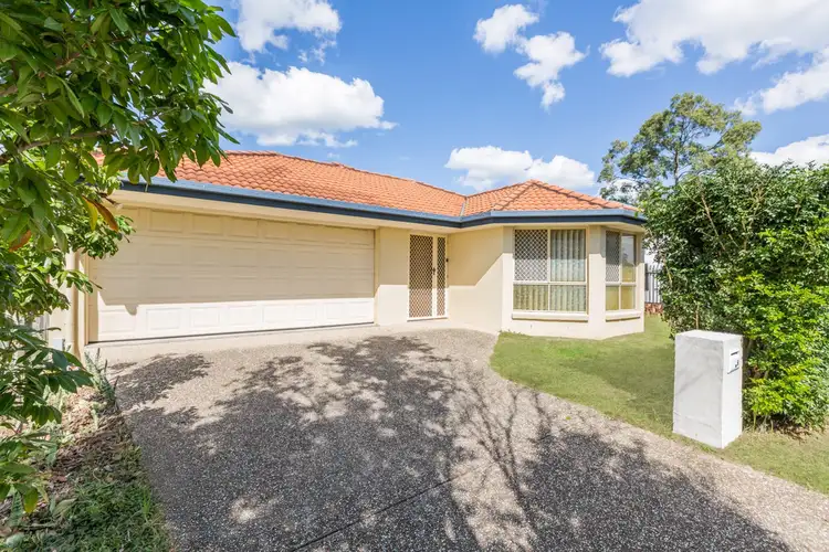 8 Starr Street, Forest Lake QLD 4078