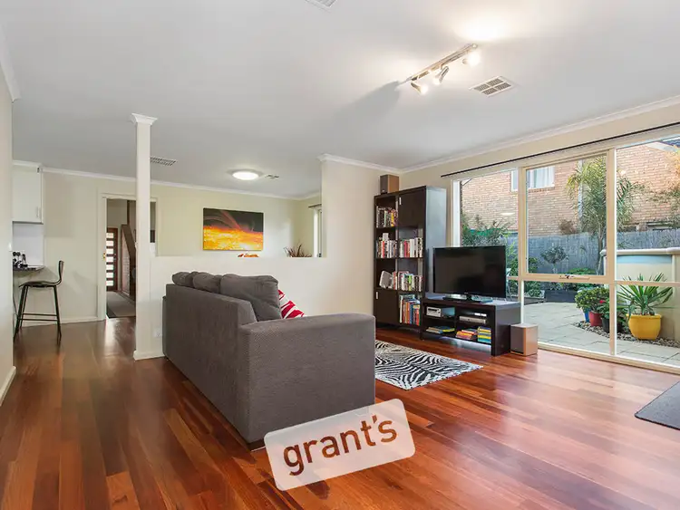 Sixth view of Homely house listing, 5 Joelle Court, Aspendale Gardens VIC 3195