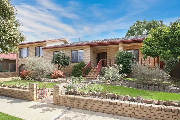 Second view of Homely house listing, 7 Gayview Drive, Wodonga VIC 3690
