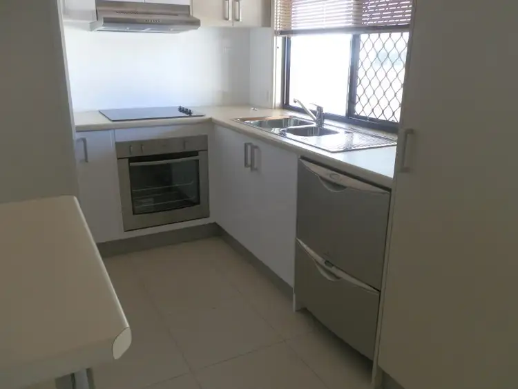 Fourth view of Homely unit listing, 1/1 Charolais Place, Emerald QLD 4720