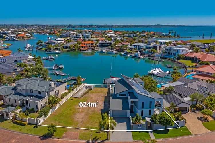 22 Piermont Place, Raby Bay QLD 4163