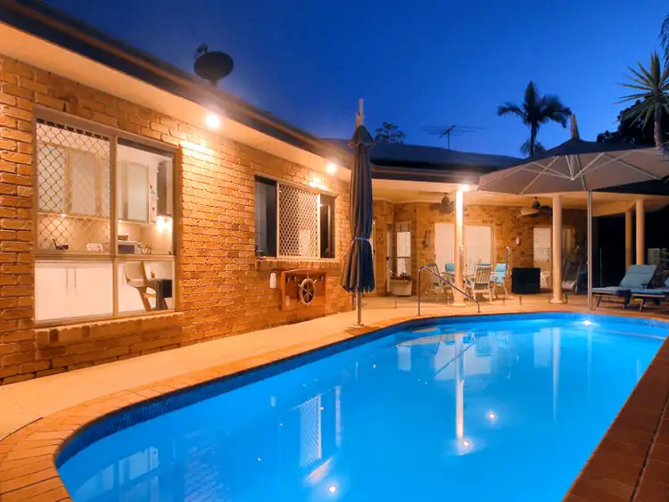 8 Vantage Court, Warner QLD 4500