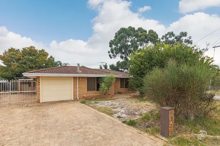 8 Arcaman Place, South Lake WA 6164