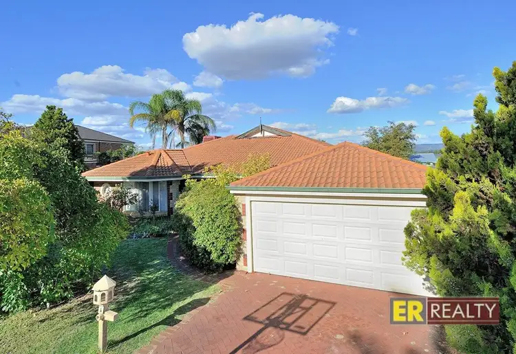 4 Lookout Circle, Ellenbrook WA 6069