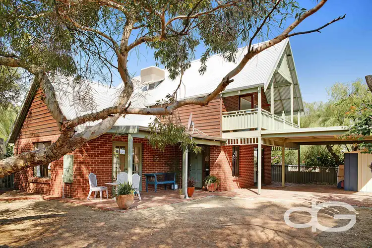 272A Carrington Street, Hilton WA 6163