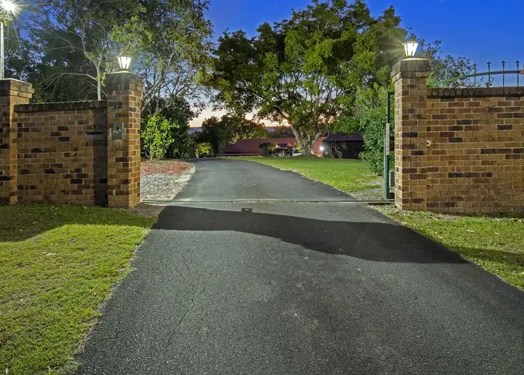 12 Hannaford Place, Helensvale QLD 4212
