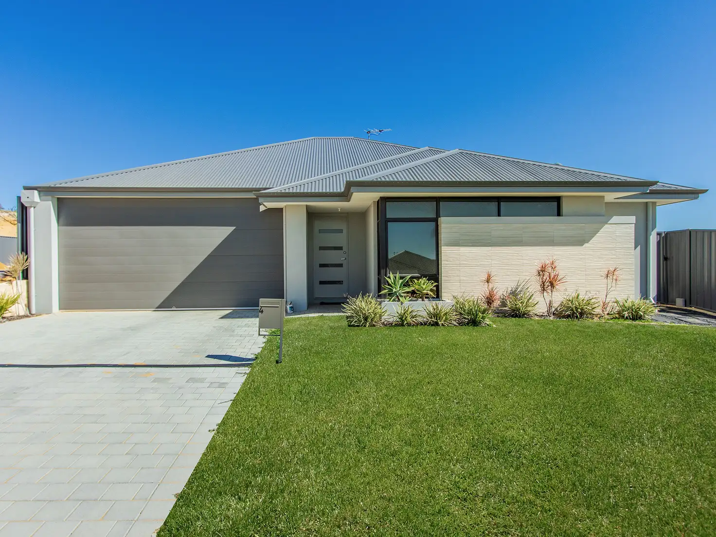 Main view of Homely house listing, 4 Melbourne Loop, Hammond Park WA 6164