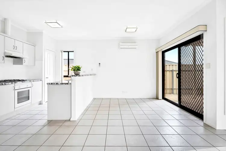 Sixth view of Homely house listing, 2/11-15 Venning Street, Morphett Vale SA 5162