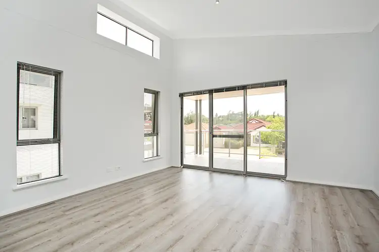 Fifth view of Homely apartment listing, 10/15 Gochean Avenue, Bentley WA 6102