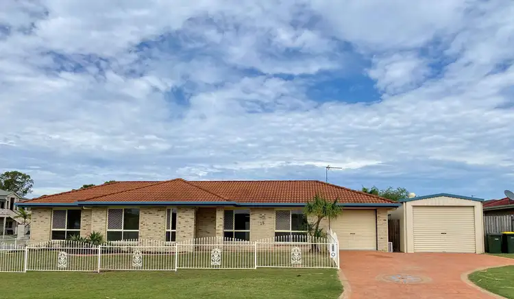 15 Satinay Street, Urangan QLD 4655